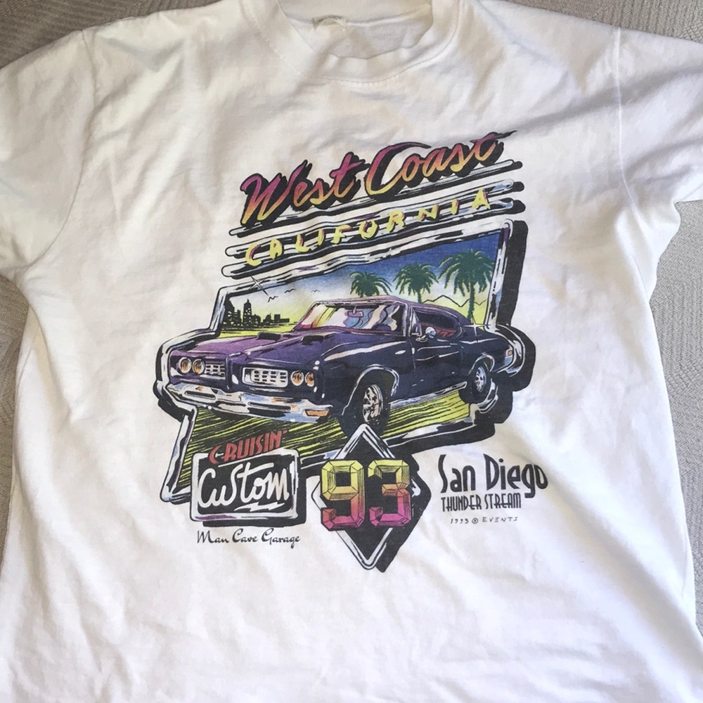 graphic Brandy Melville tee